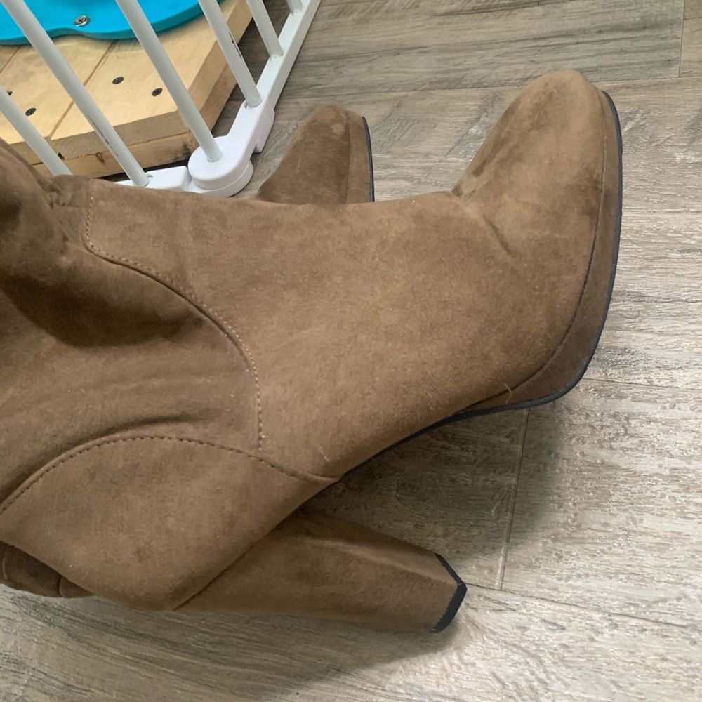 Knee high boots forever 21